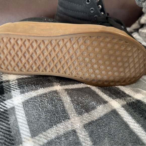 Vans Black and Brown High-Top Sneakers Classic Style - Picture 2 of 4